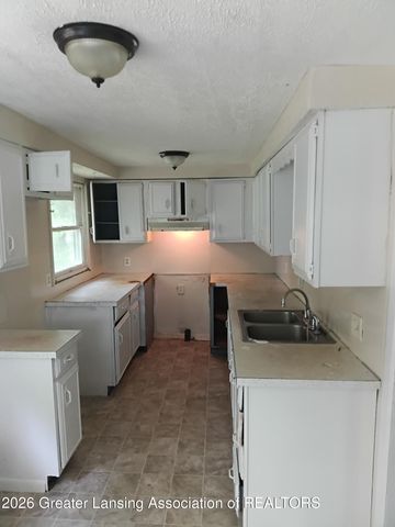 1913 Vermont Avenue, Lansing, MI 48906