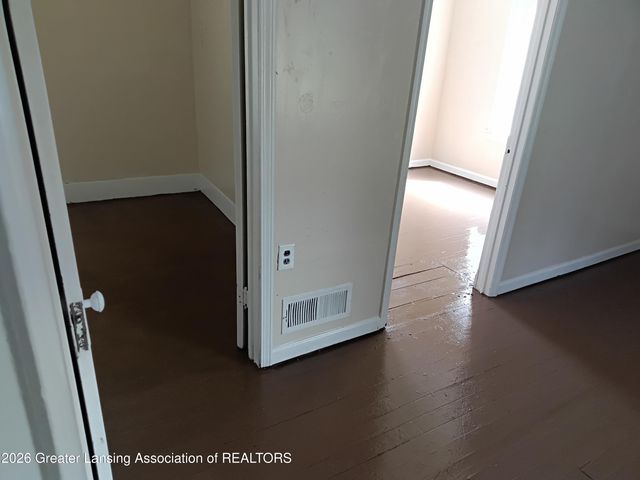 1913 Vermont Avenue, Lansing, MI 48906