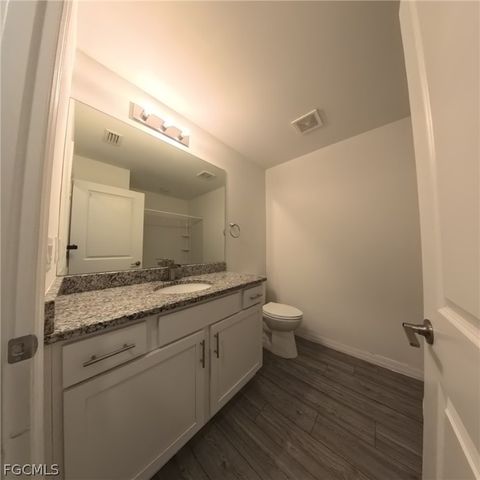 2816 NW 8th PL, Cape Coral, FL 33993