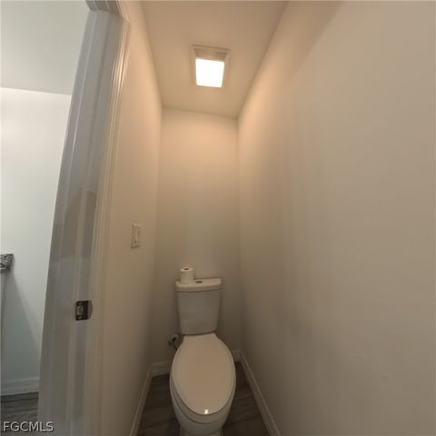 2816 NW 8th PL, Cape Coral, FL 33993