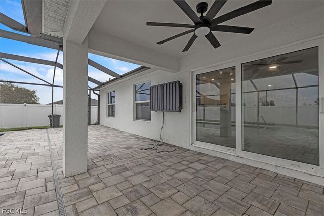 2816 NW 8th PL, Cape Coral, FL 33993