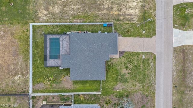 2816 NW 8th PL, Cape Coral, FL 33993