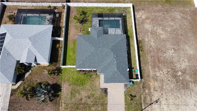 2816 NW 8th PL, Cape Coral, FL 33993
