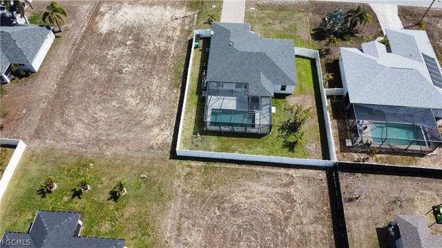 2816 NW 8th PL, Cape Coral, FL 33993