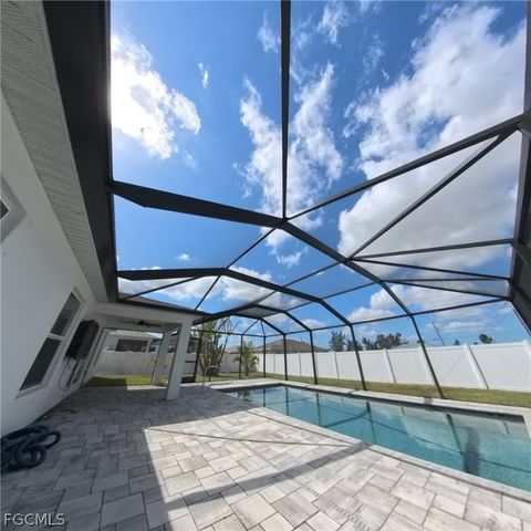 2816 NW 8th PL, Cape Coral, FL 33993