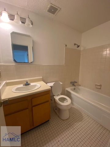 108 Cherokee Circle, Hinesville, GA 31313