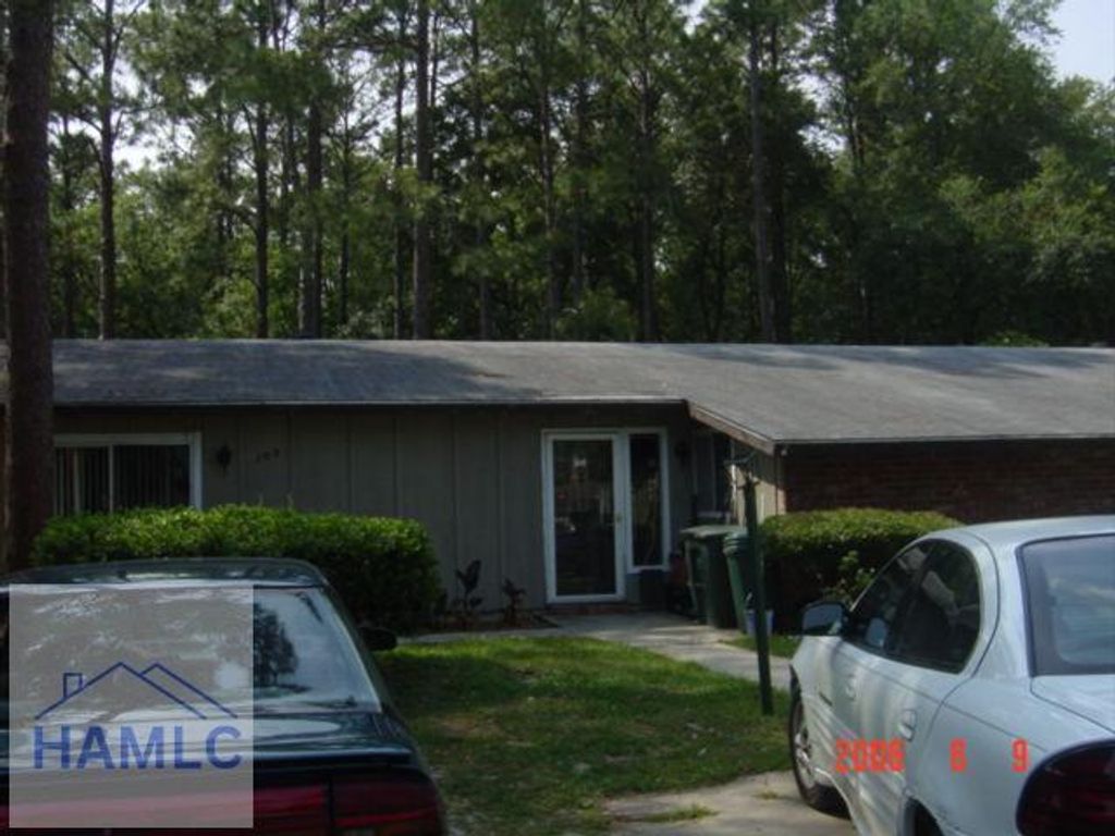 108 Cherokee Circle, Hinesville, GA 31313