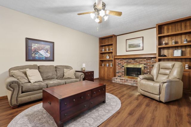 12791 Stonecreek Drive NW, Pickerington, OH 43147