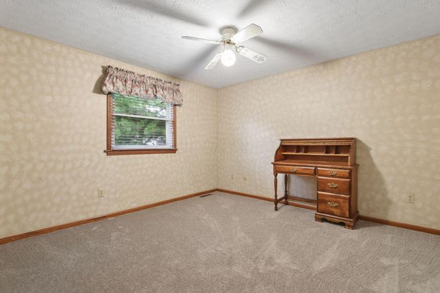 12791 Stonecreek Drive NW, Pickerington, OH 43147