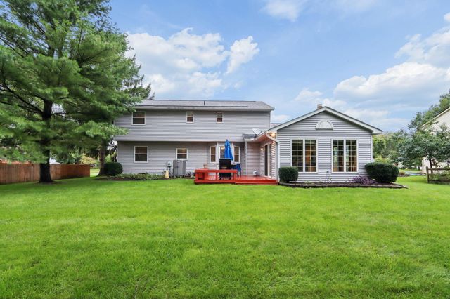 12791 Stonecreek Drive NW, Pickerington, OH 43147