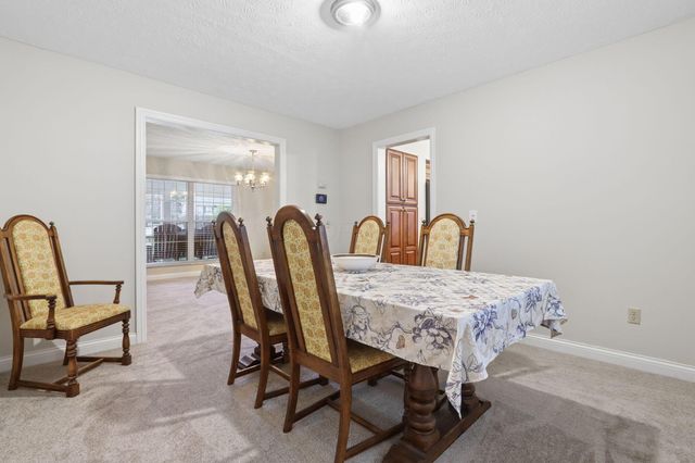 12791 Stonecreek Drive NW, Pickerington, OH 43147