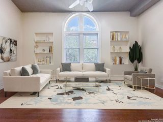 245 LOSOYA ST B, San Antonio, TX 78205