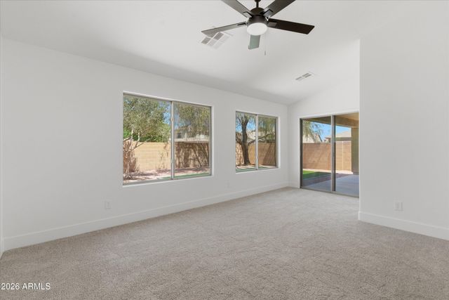 35366 N BANDOLIER Drive, San Tan Valley, AZ 85144