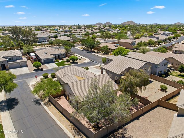 35366 N BANDOLIER Drive, San Tan Valley, AZ 85144