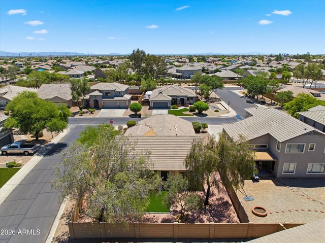 35366 N BANDOLIER Drive, San Tan Valley, AZ 85144