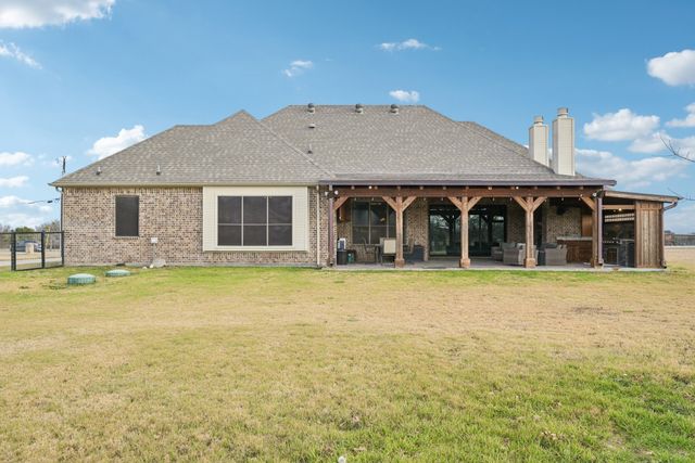 101 Maral Lane, Azle, TX 76020