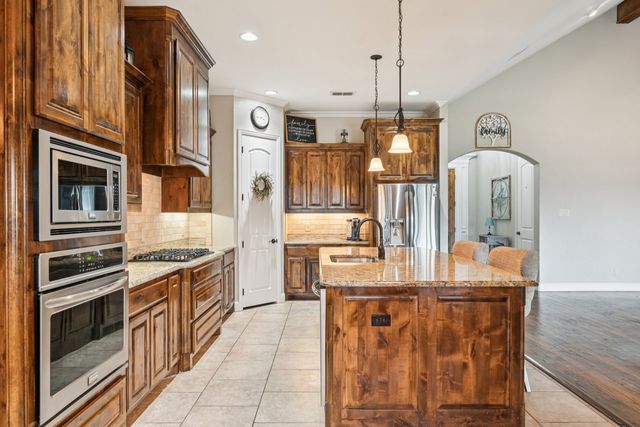 101 Maral Lane, Azle, TX 76020