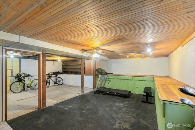 1918 Gregory Way, Bremerton, WA 98337
