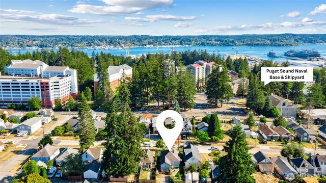 1918 Gregory Way, Bremerton, WA 98337