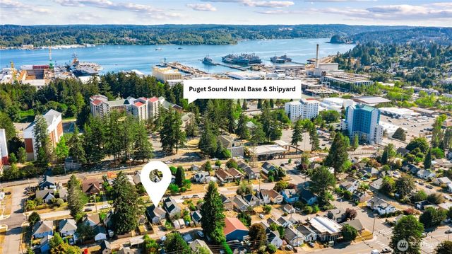 1918 Gregory Way, Bremerton, WA 98337