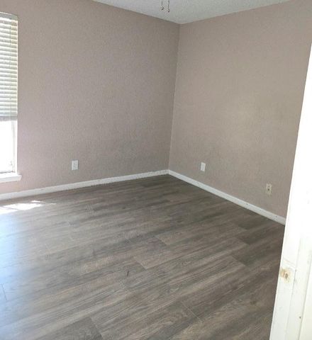 250 El Dorado 296, Webster, TX 77598