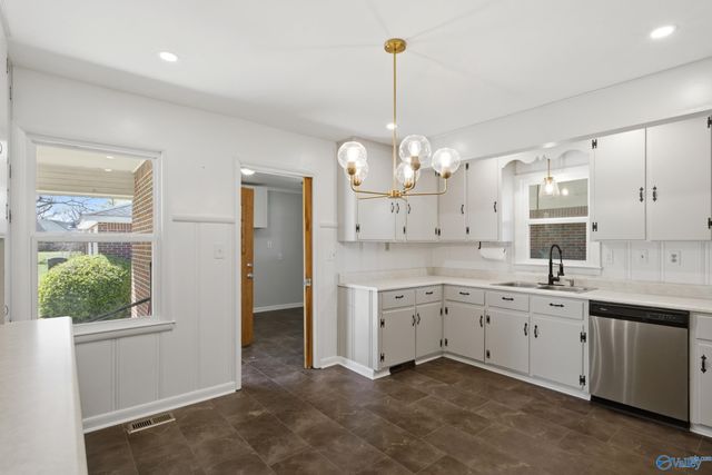 601 Sudie Street, Athens, AL 35611