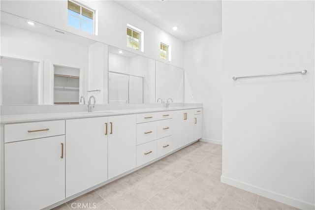 15907 Blue Copper Way, Fontana, CA 92336