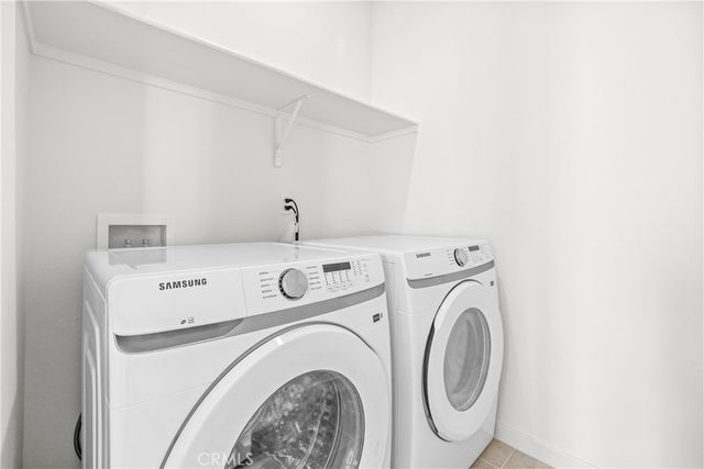 15907 Blue Copper Way, Fontana, CA 92336