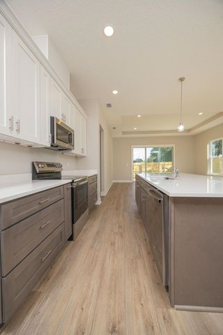 102 Orange Tree Rd, East Palatka, FL 32131