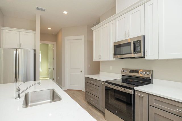 102 Orange Tree Rd, East Palatka, FL 32131