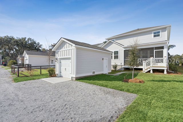 7 Basin Trail St, Beaufort, SC 29907