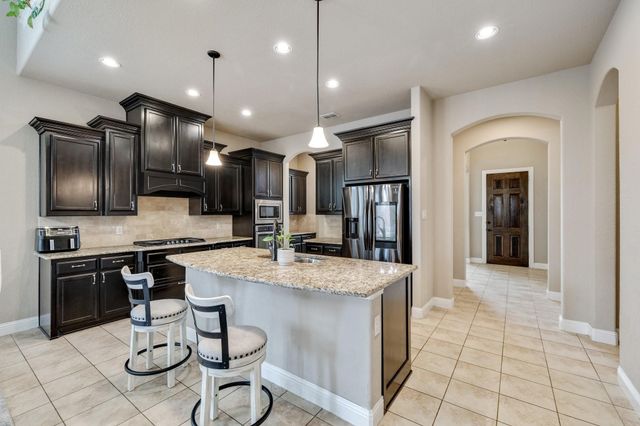 7148 Chelsea Drive, North Richland Hills, TX 76180