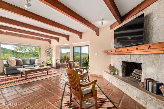 37237 N SUNSET Trail, Cave Creek, AZ 85331