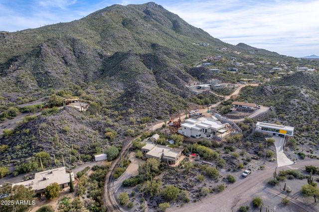 37237 N SUNSET Trail, Cave Creek, AZ 85331