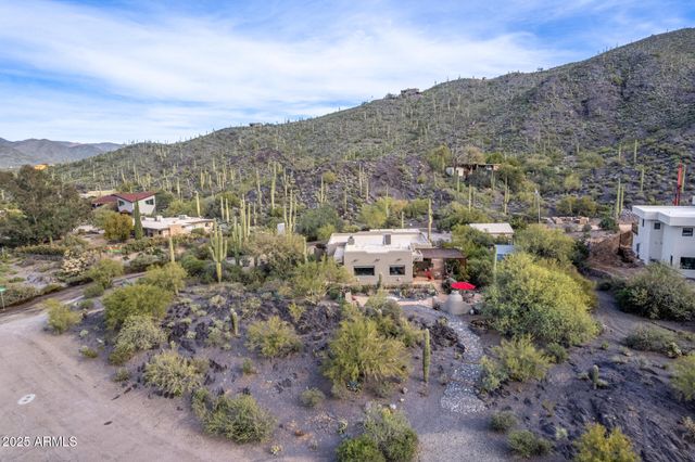 37237 N SUNSET Trail, Cave Creek, AZ 85331