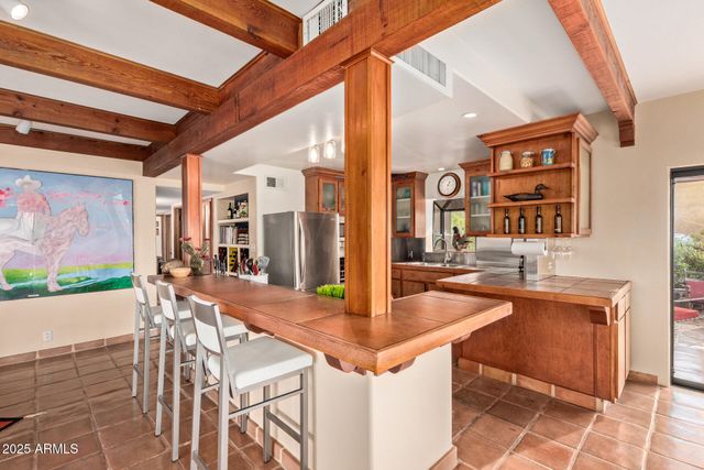 37237 N SUNSET Trail, Cave Creek, AZ 85331