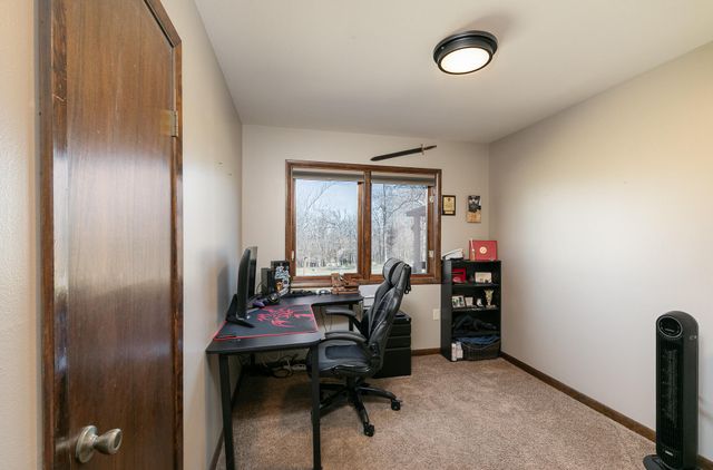 2525 Beacon Hill Loop, Strafford, MO 65757