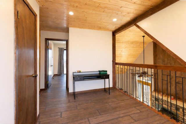 2525 Beacon Hill Loop, Strafford, MO 65757