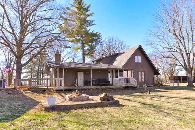 2525 Beacon Hill Loop, Strafford, MO 65757