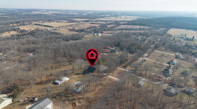 2525 Beacon Hill Loop, Strafford, MO 65757