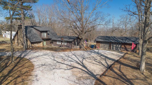 2525 Beacon Hill Loop, Strafford, MO 65757
