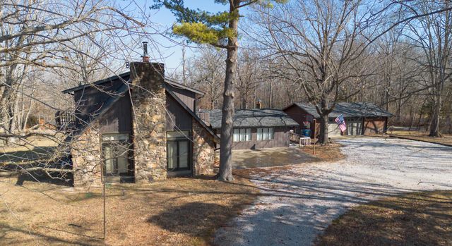 2525 Beacon Hill Loop, Strafford, MO 65757