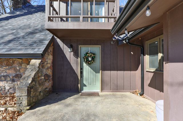 2525 Beacon Hill Loop, Strafford, MO 65757