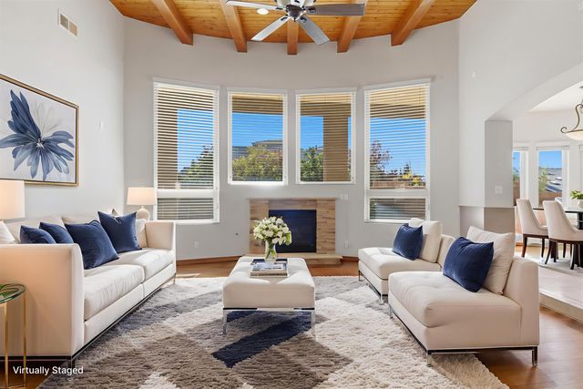 8008 Merissa Lane NE, Albuquerque, NM 87122