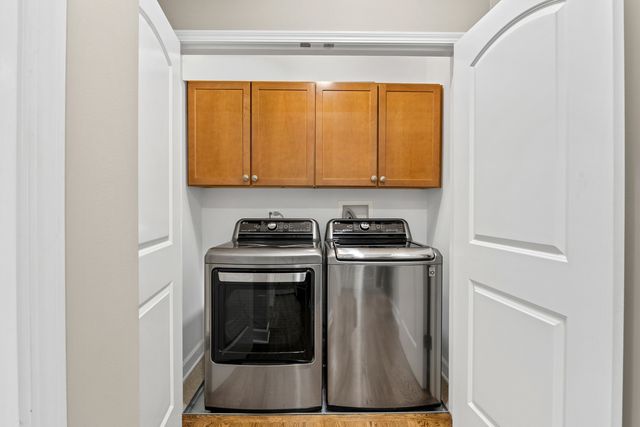 110 S Marion Street 308, Oak Park, IL 60302