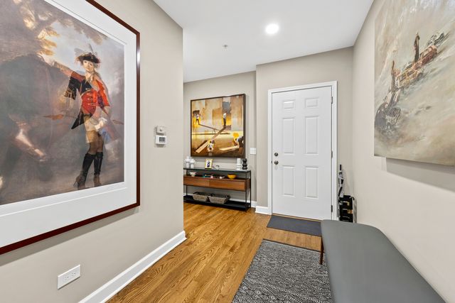 110 S Marion Street 308, Oak Park, IL 60302