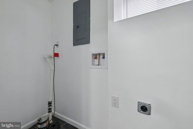 1410 OAKDALE RD, Glen Burnie, MD 21060