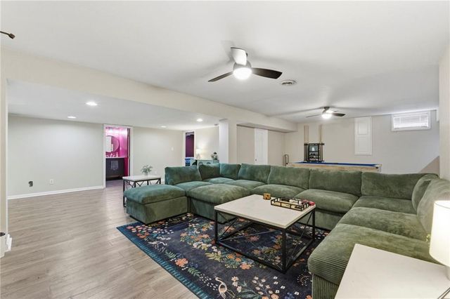 3716 NW Anchor Court, Blue Springs, MO 64015