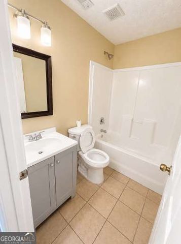 5706 Hidden Brook Circle, Atlanta, GA 30349