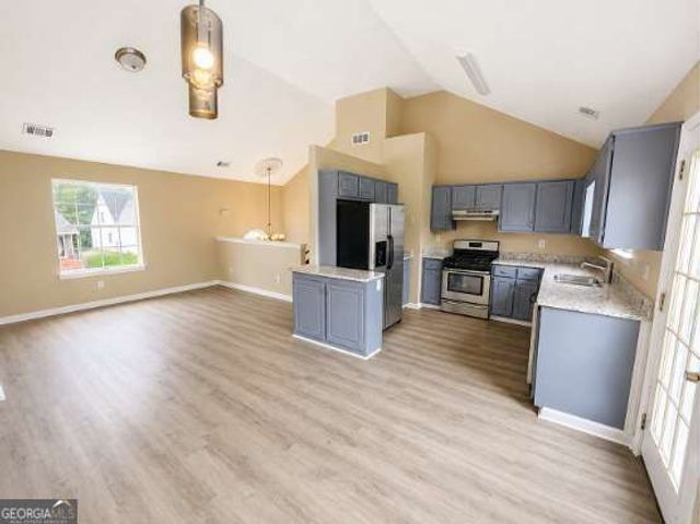 5706 Hidden Brook Circle, Atlanta, GA 30349